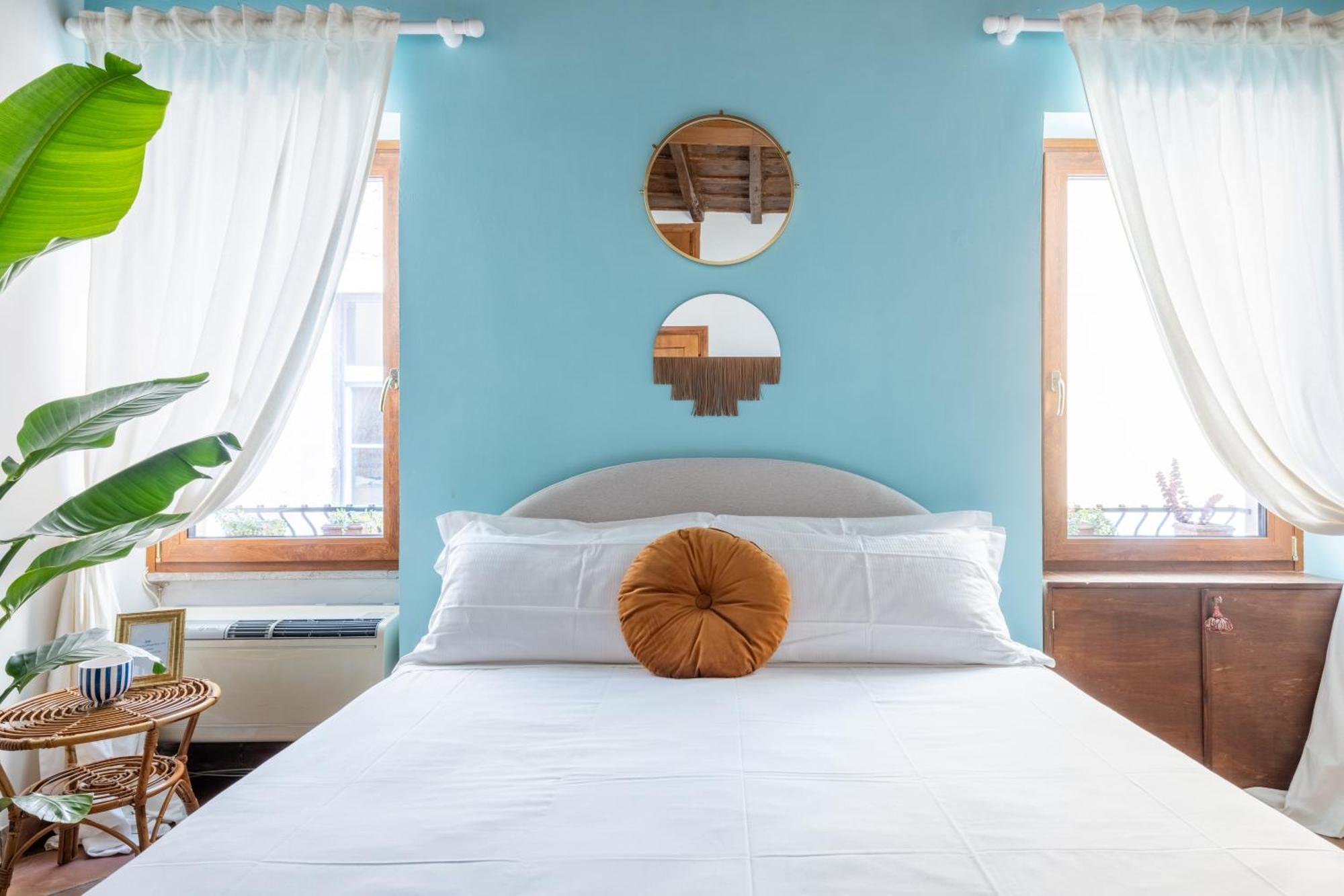 Suite Trevi - Charming Loft Near Trevi Fountain Rzym Zewnętrze zdjęcie