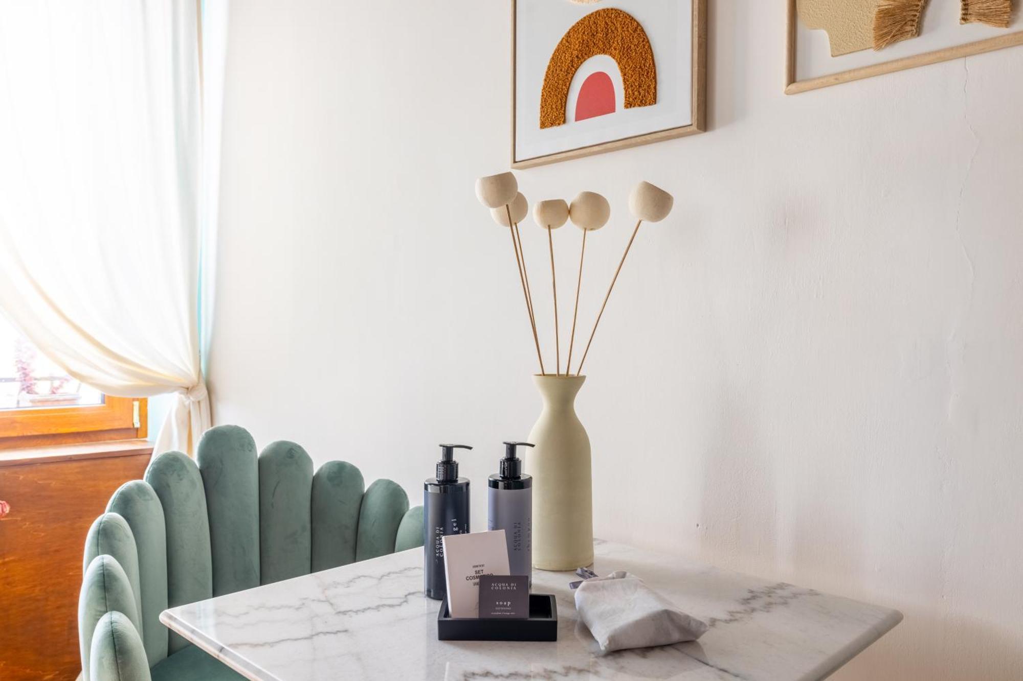 Suite Trevi - Charming Loft Near Trevi Fountain Rzym Zewnętrze zdjęcie